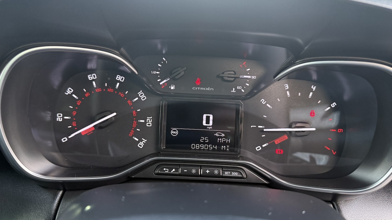 Used Citroen C3 Aircross 2018 for sale - 77789343: Photo 17