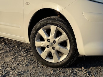 Used Nissan Micra 2011 for sale - 76549398: Photo