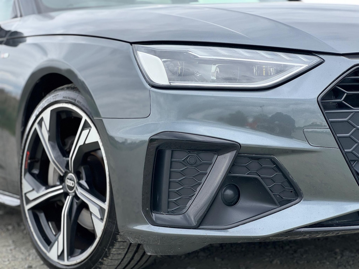 Used Audi A4 2021 for sale - 76549380: Photo 2