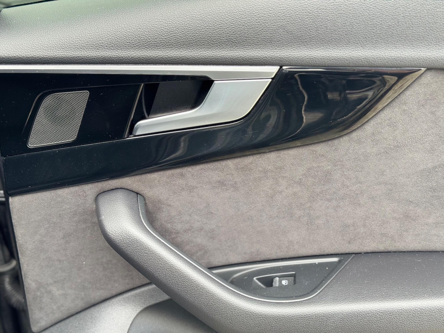 Used Audi A4 2021 for sale - 76549380: Photo 46