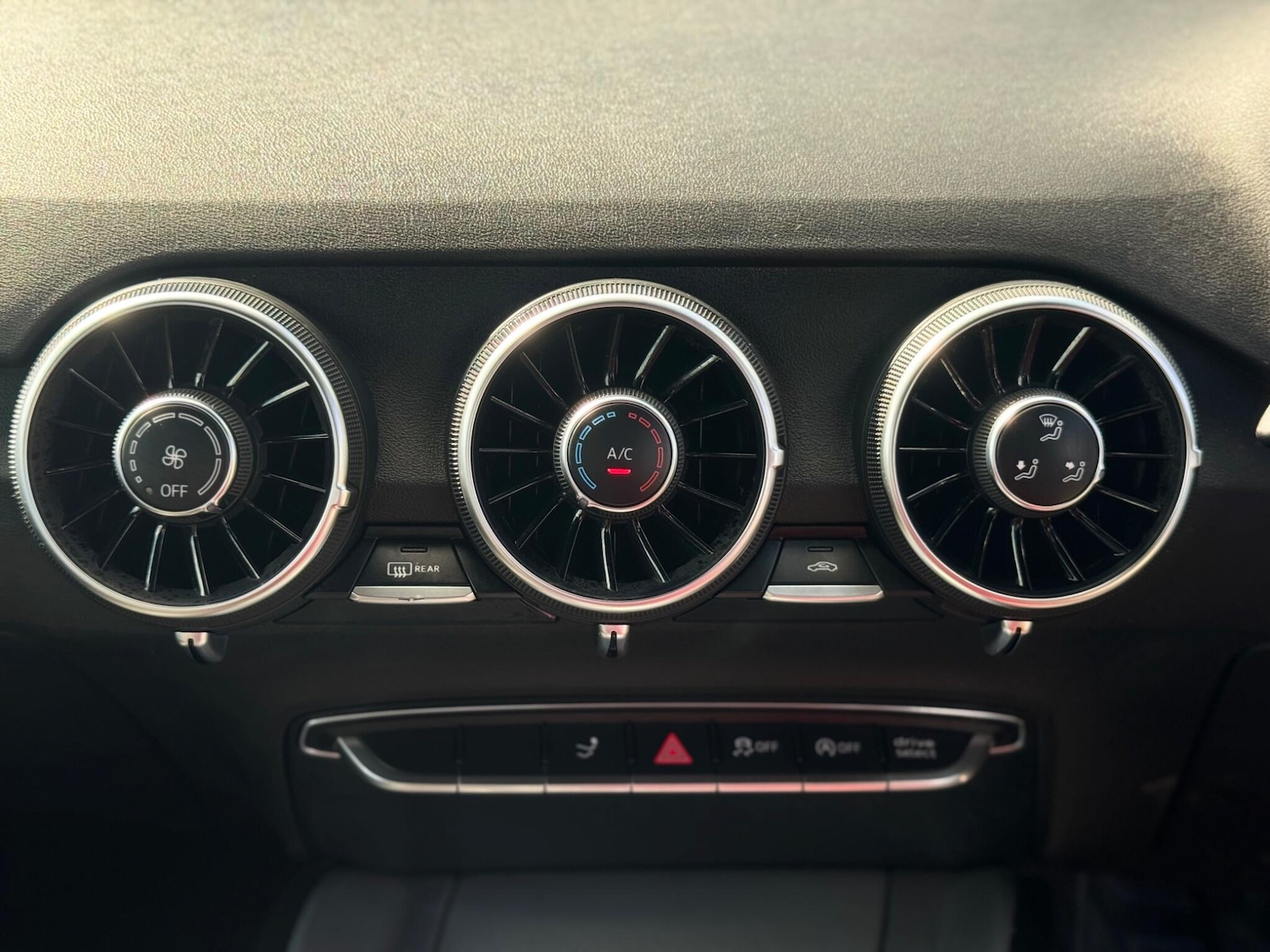 Used Audi TT 2016 for sale - 76549639: Photo 26