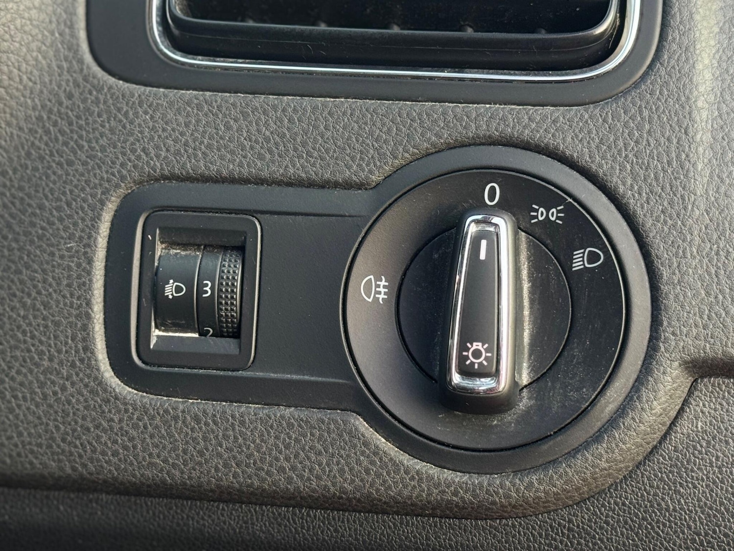 Used Volkswagen Polo 2014 for sale - 76936448: Photo 18