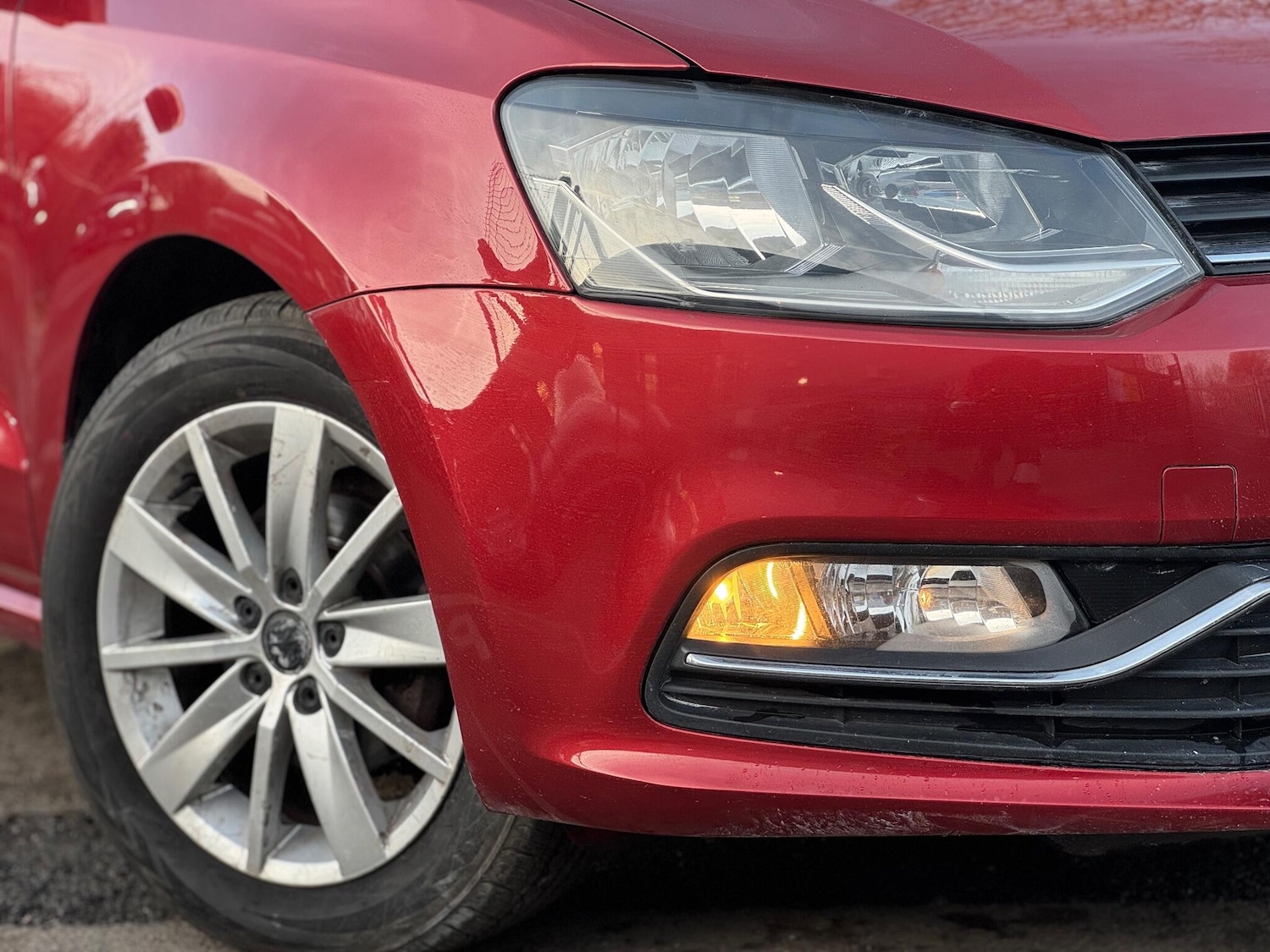 Used Volkswagen Polo 2014 for sale - 76936448: Photo 2