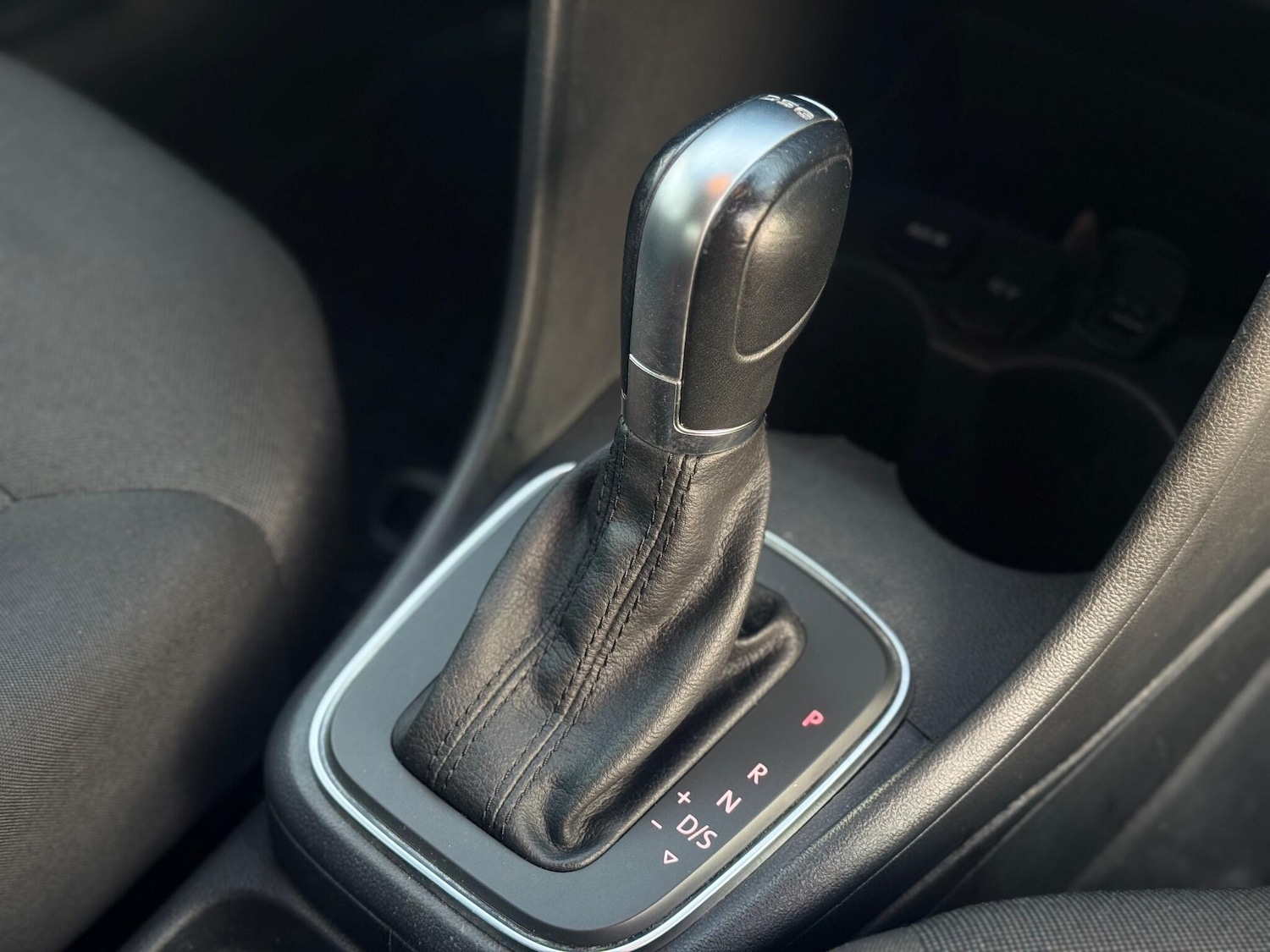 Used Volkswagen Polo 2014 for sale - 76936448: Photo 24