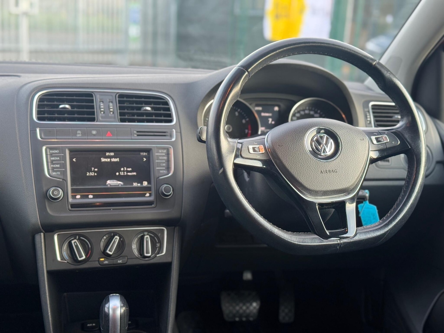 Used Volkswagen Polo 2014 for sale - 76936448: Photo 36