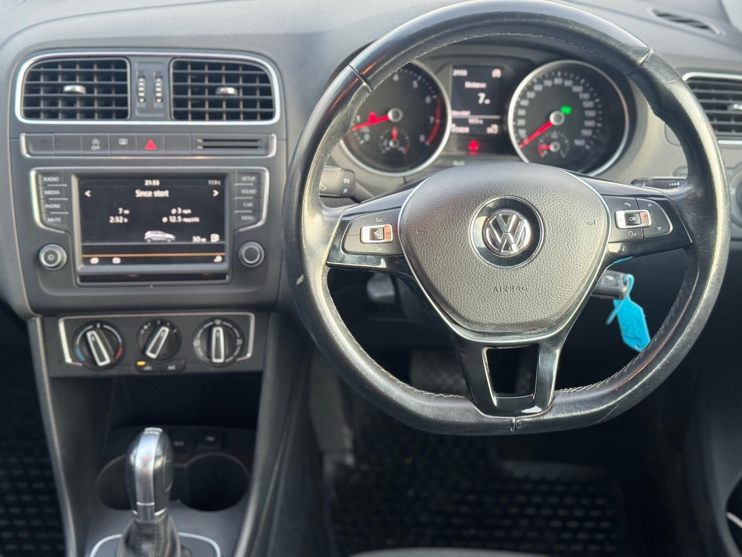 Used Volkswagen Polo 2014 for sale - 76936448: Photo 38