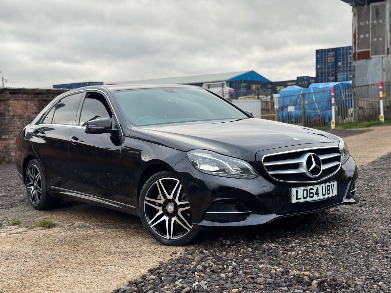 Used Mercedes-Benz E Class 2015 for sale - 76824034: Photo 1