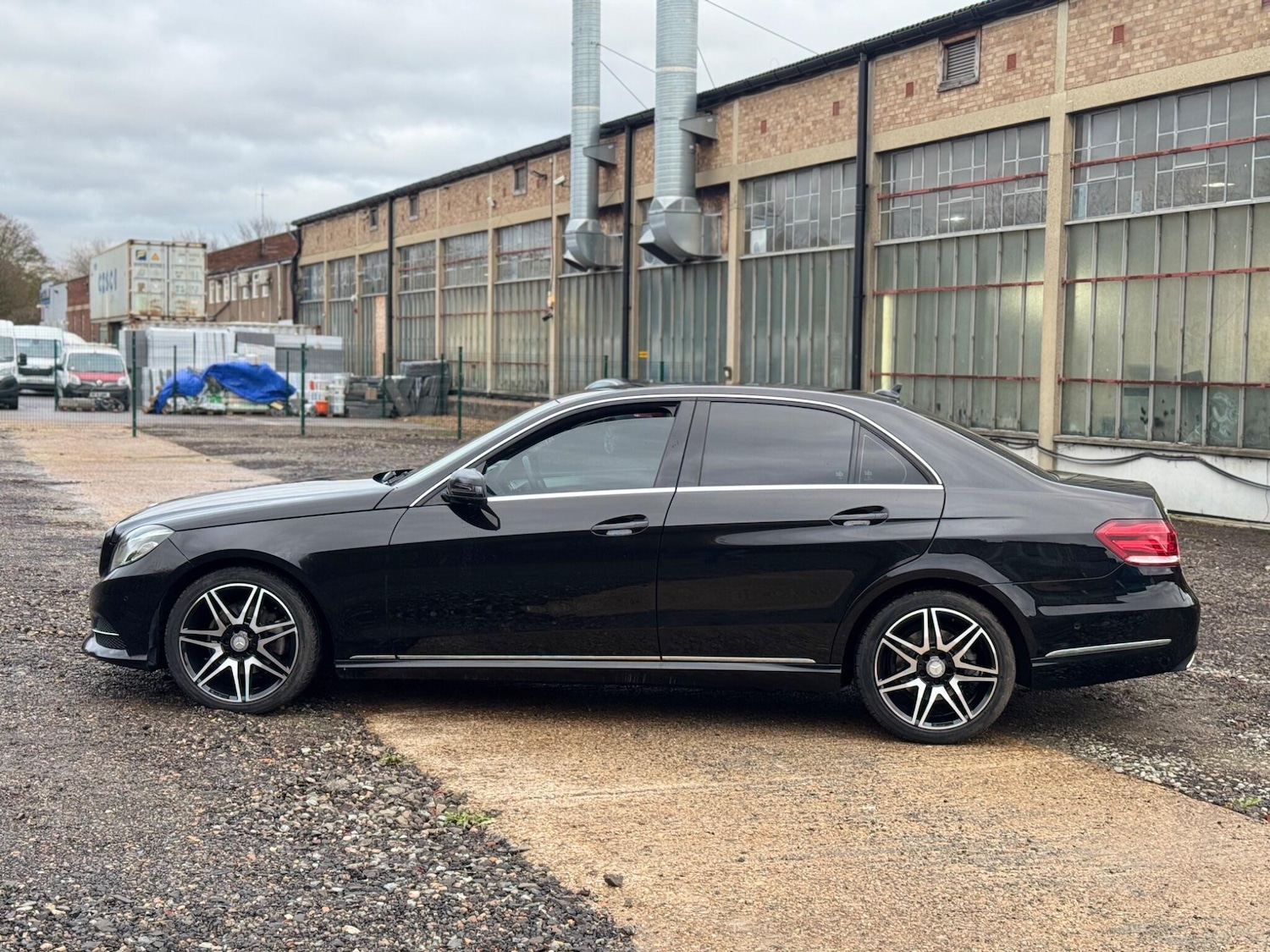 Used Mercedes-Benz E Class 2015 for sale - 76824034: Photo 10