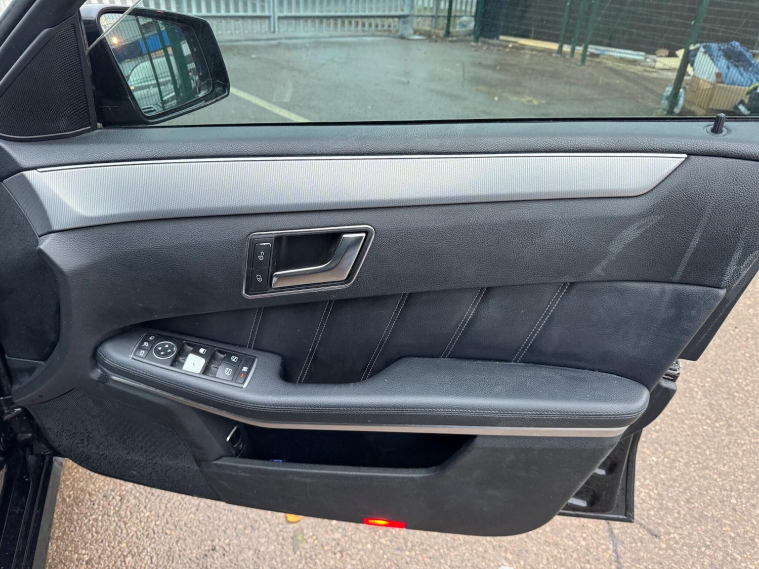 Used Mercedes-Benz E Class 2015 for sale - 76824034: Photo 20