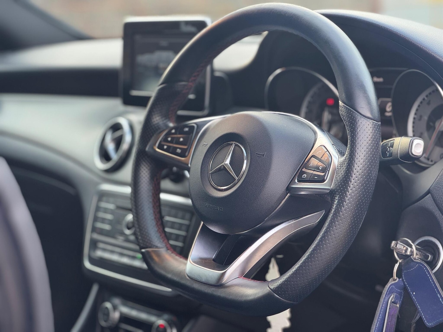 Used Mercedes-Benz CLA 2015 for sale - 76850106: Photo 17