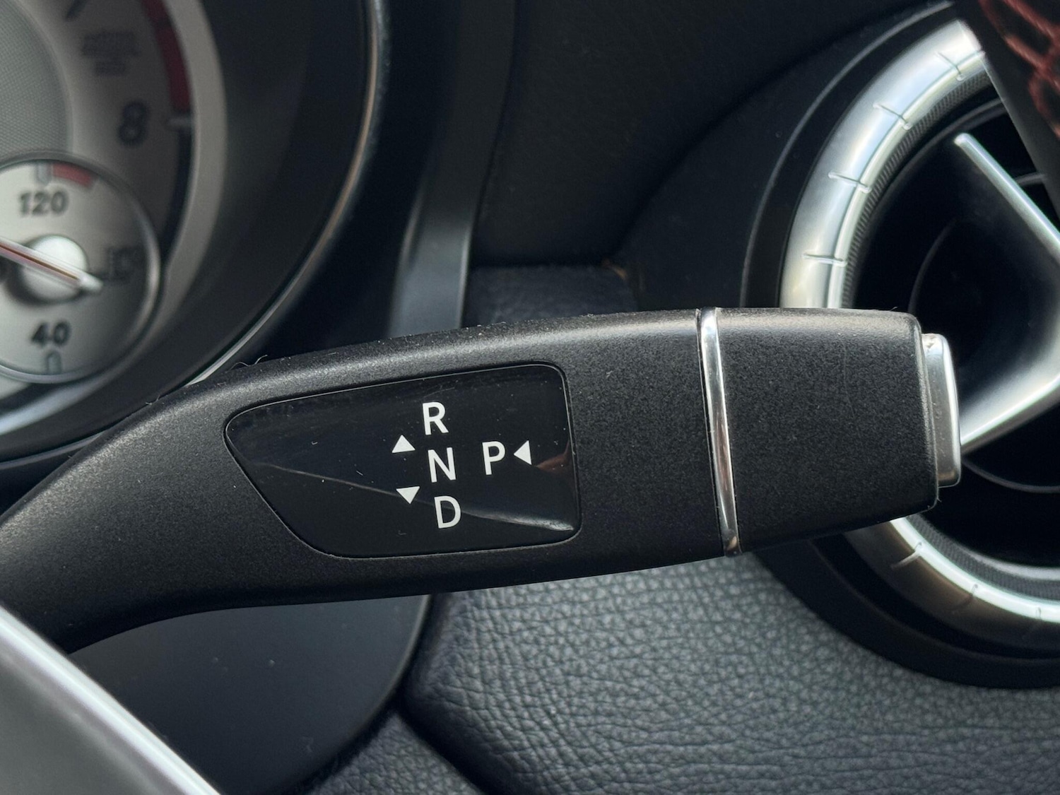 Used Mercedes-Benz CLA 2015 for sale - 76850106: Photo 30