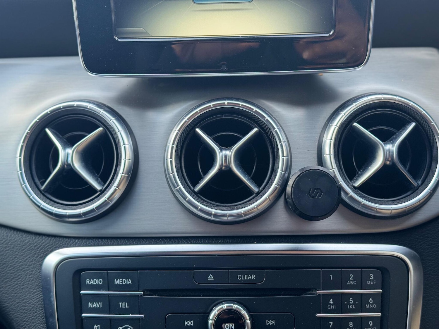 Used Mercedes-Benz CLA 2015 for sale - 76850106: Photo 35