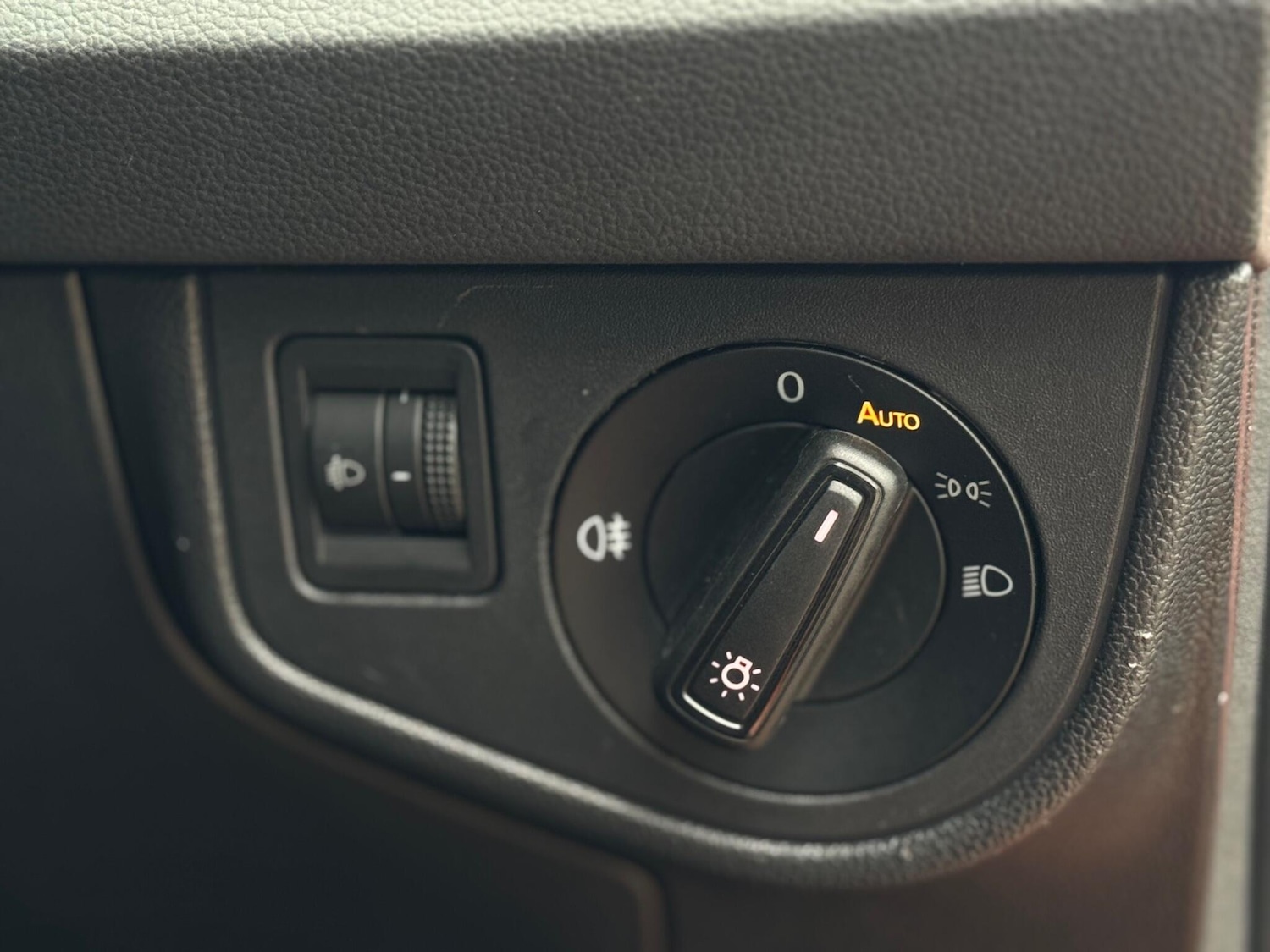 Used Volkswagen Polo 2018 for sale - 76549371: Photo 18