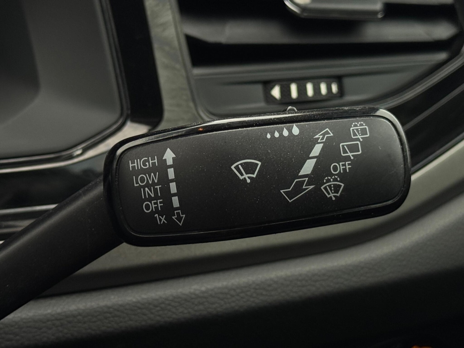 Used Volkswagen Polo 2018 for sale - 76549371: Photo 25