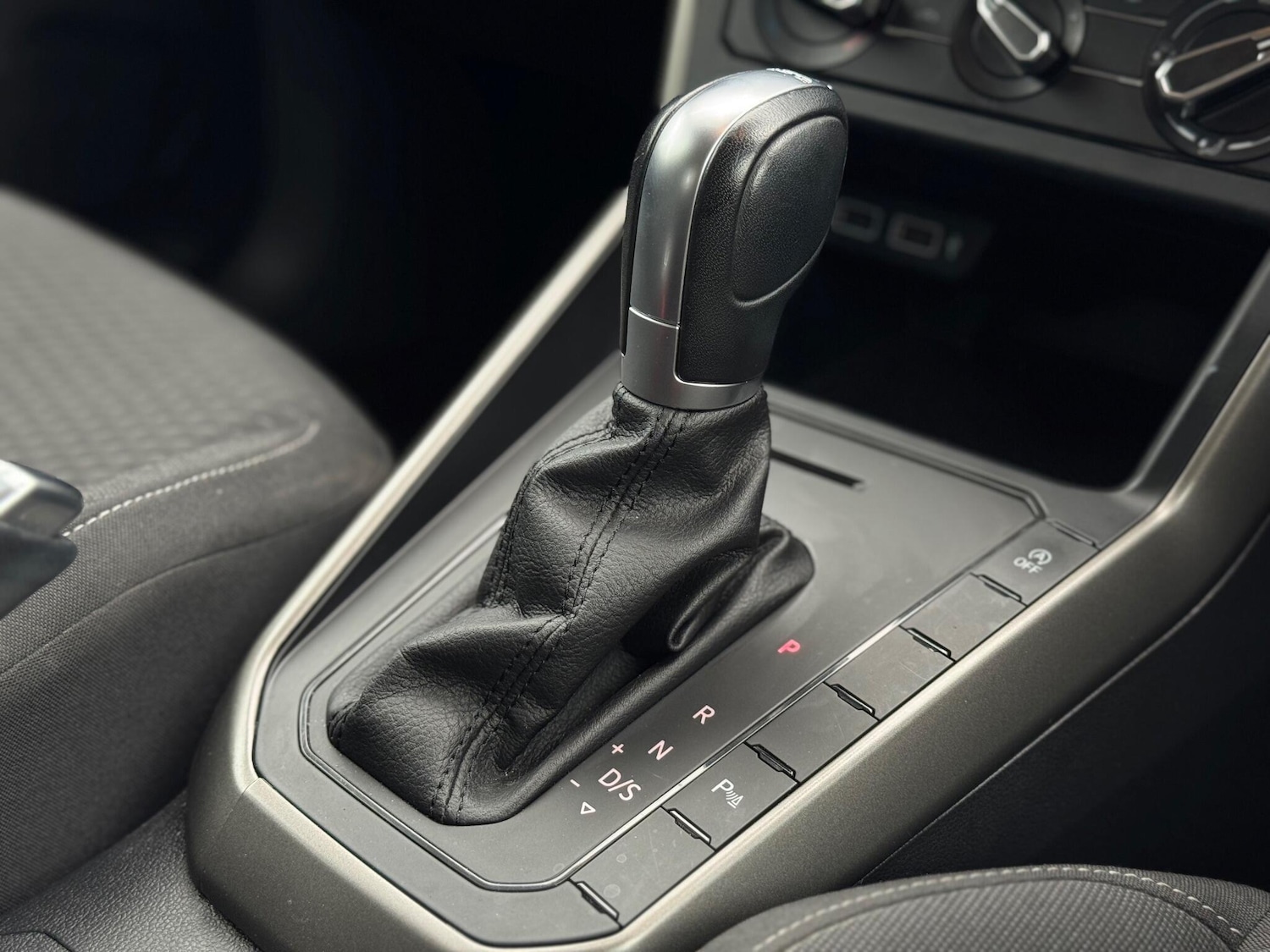 Used Volkswagen Polo 2018 for sale - 76549371: Photo 31