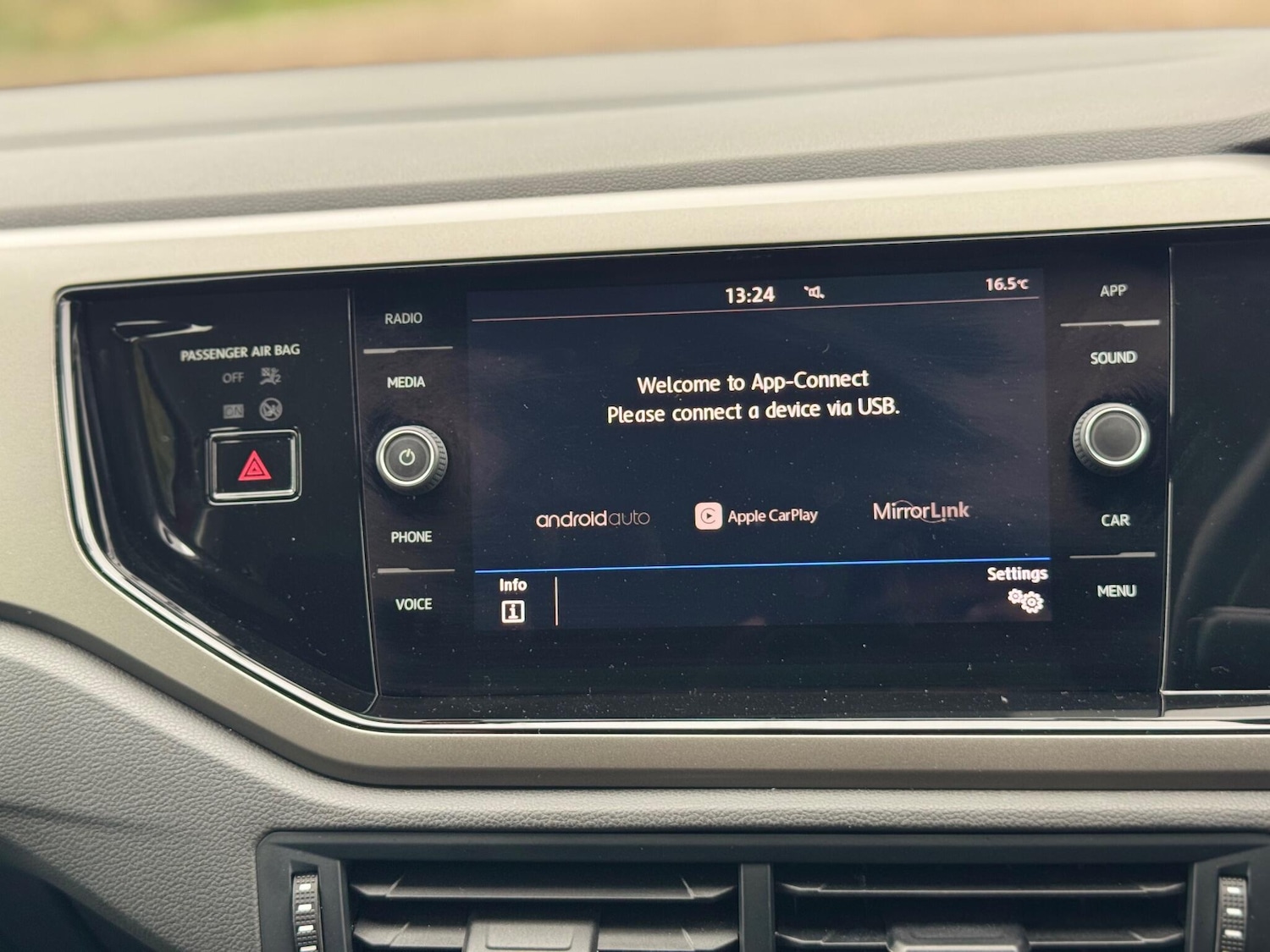 Used Volkswagen Polo 2018 for sale - 76549371: Photo 42