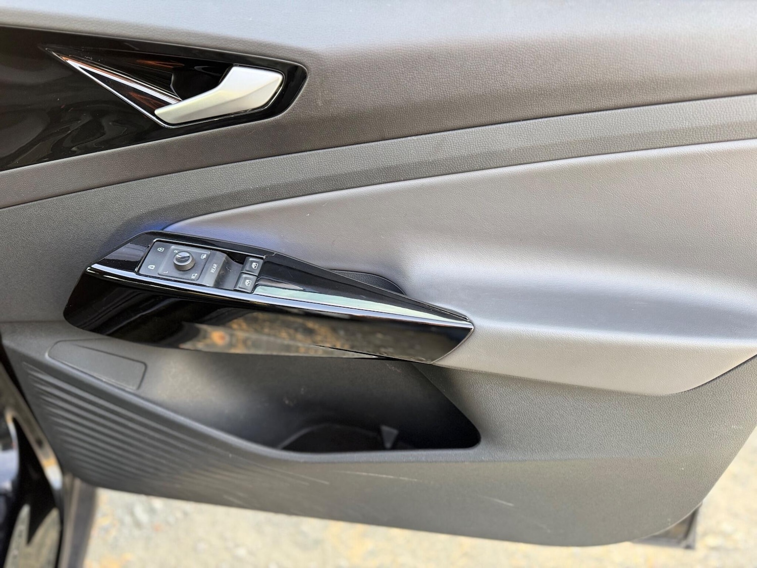 Used Volkswagen ID.4 2022 for sale - 76549372: Photo 25