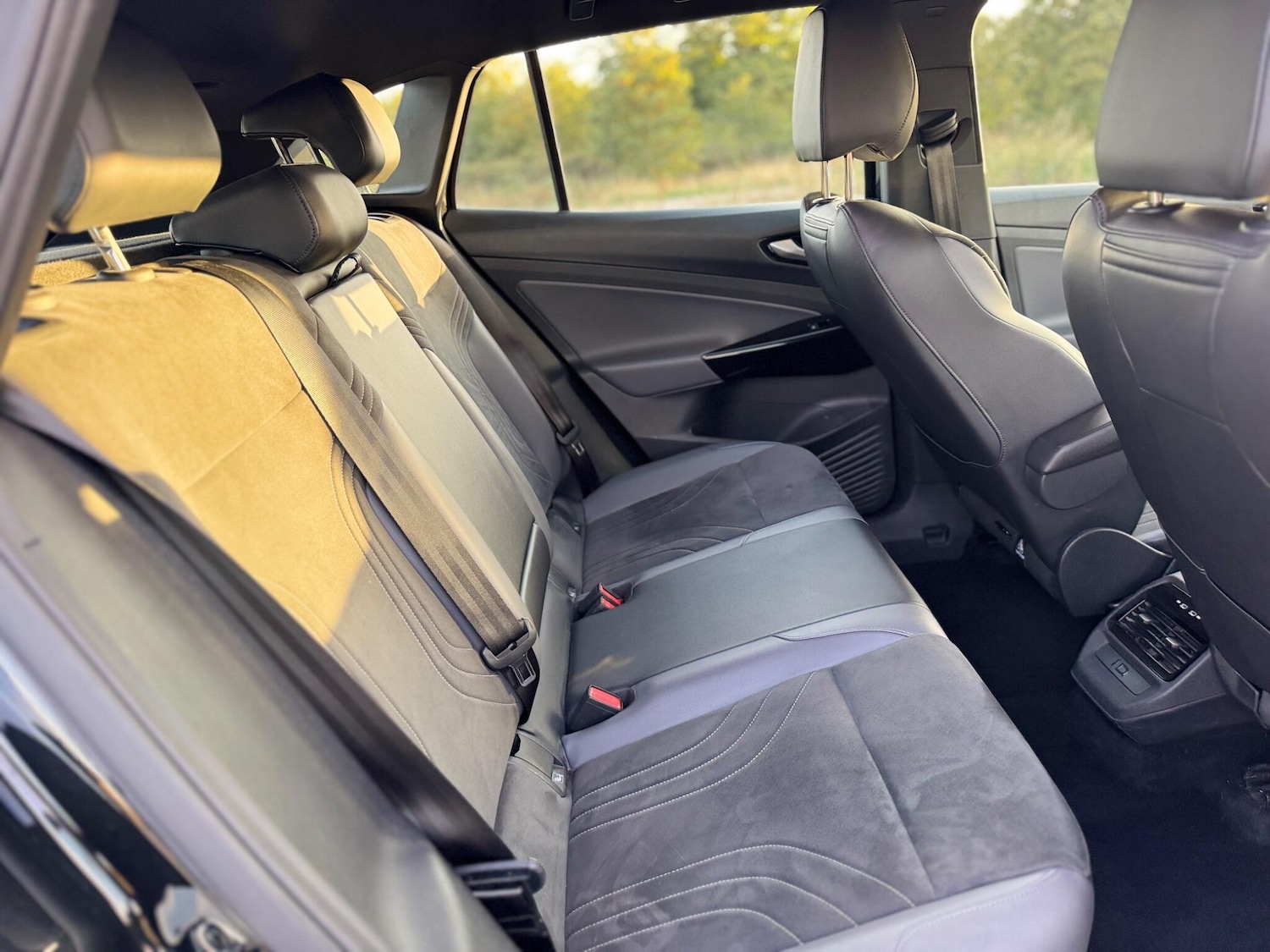 Used Volkswagen ID.4 2022 for sale - 76549372: Photo 39