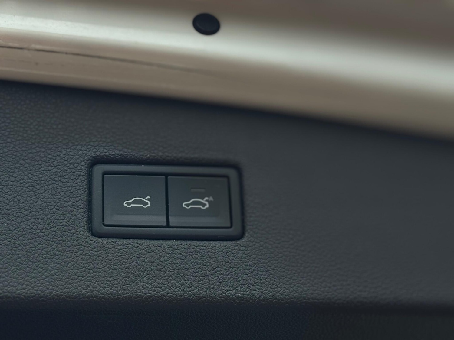 Used Volkswagen Tiguan 2019 for sale - 76825008: Photo 23