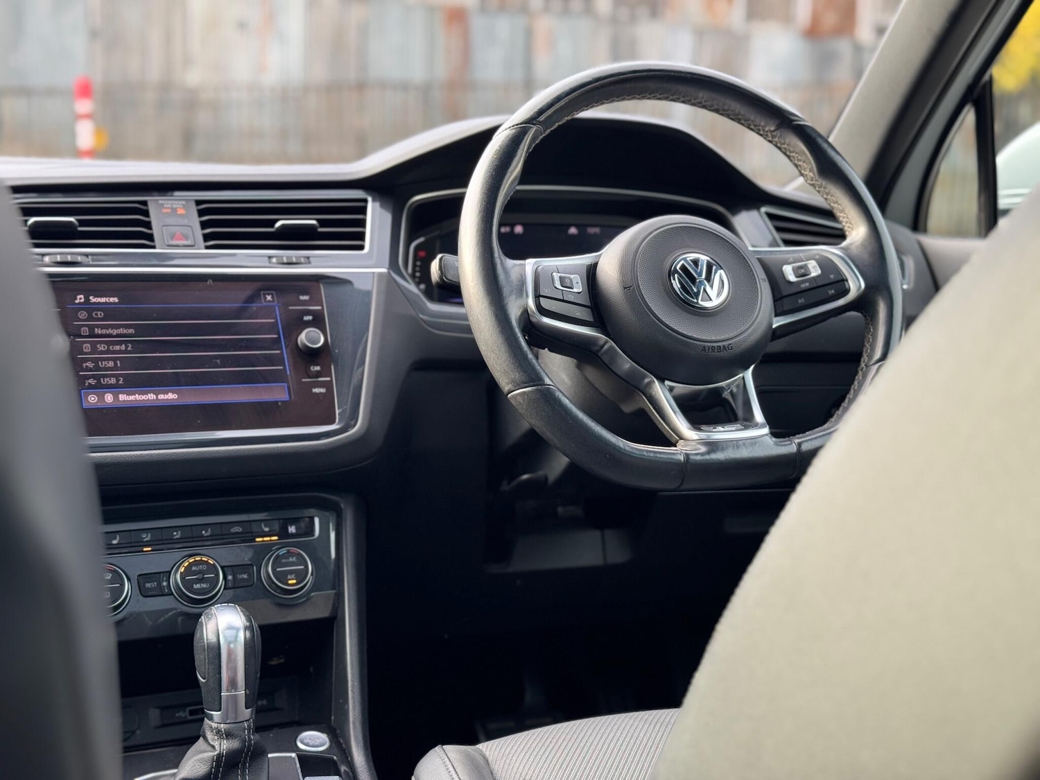 Used Volkswagen Tiguan 2019 for sale - 76825008: Photo 58