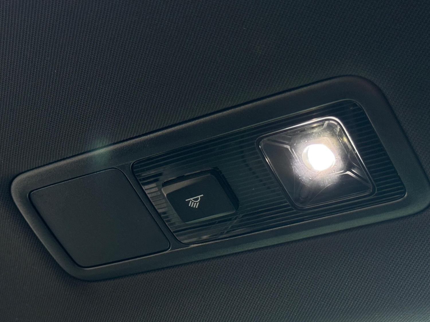 Used Volkswagen Tiguan 2019 for sale - 76825008: Photo 64