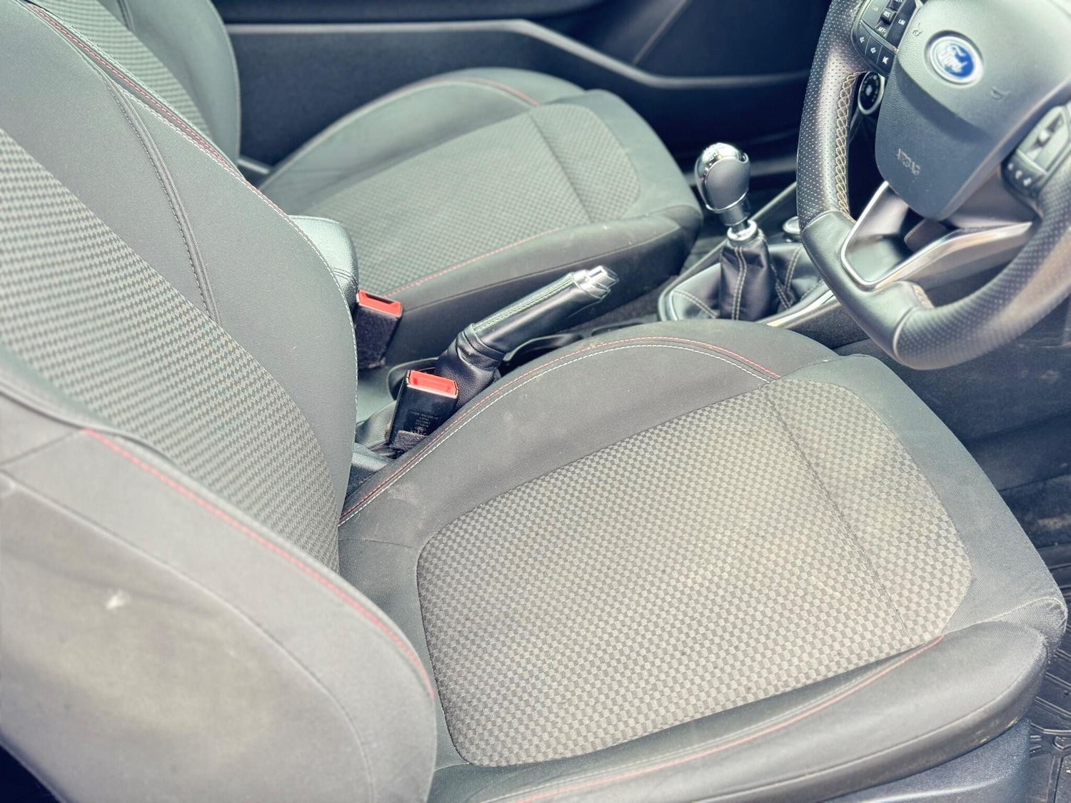 Used Ford Fiesta 2018 for sale - 76550624: Photo 25