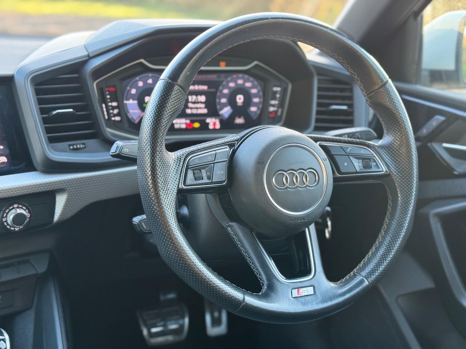 Used Audi A1 for sale - 77016227: Photo 39