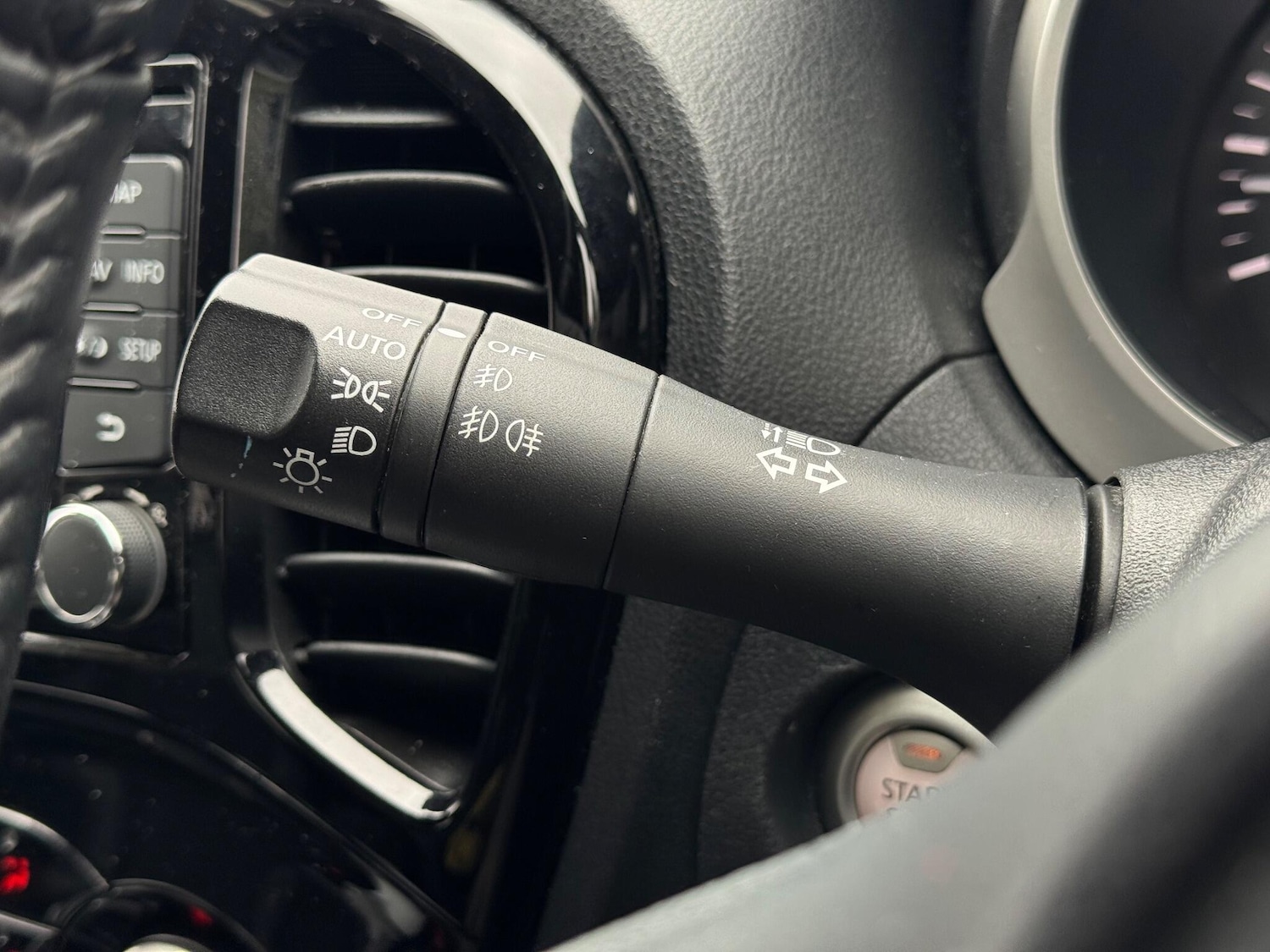 Used Nissan Juke 2018 for sale - 76549152: Photo 28