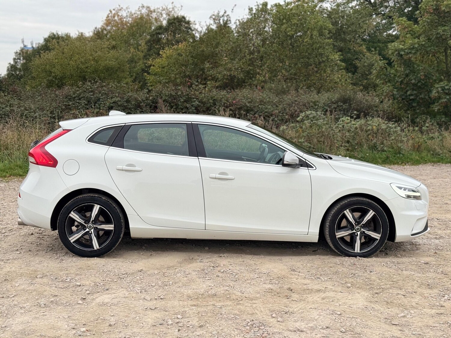 Used Volvo V40 2019 for sale - 76550595: Photo 22