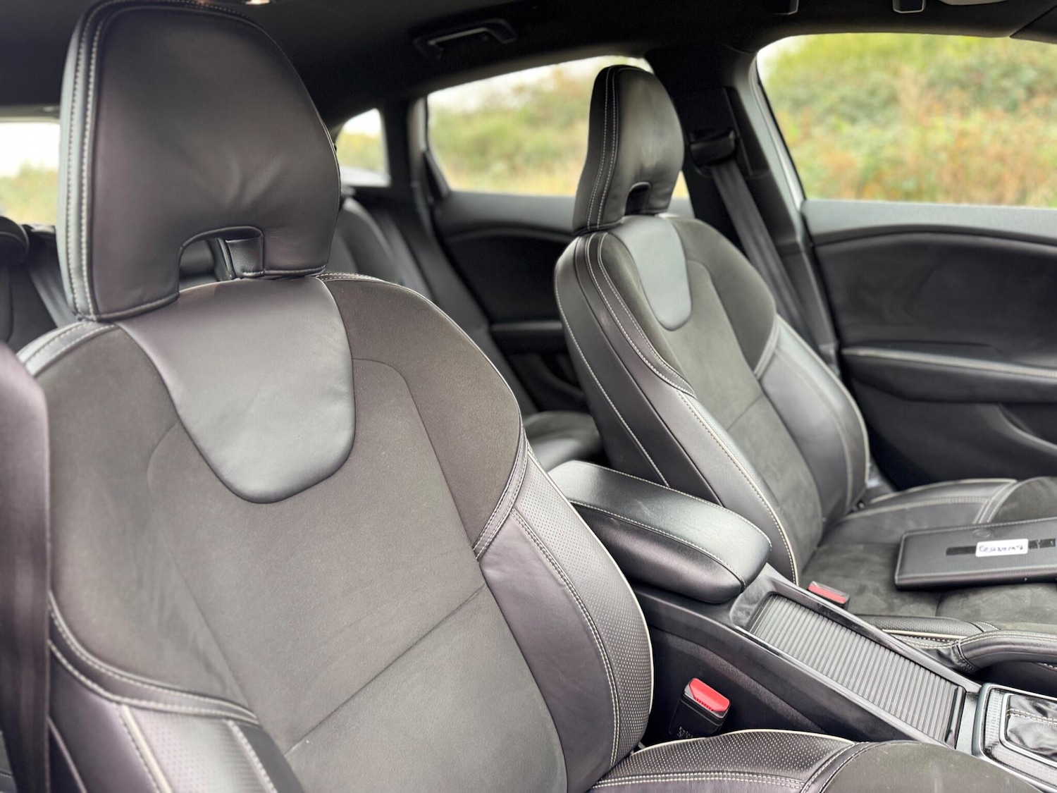 Used Volvo V40 2019 for sale - 76550595: Photo 24