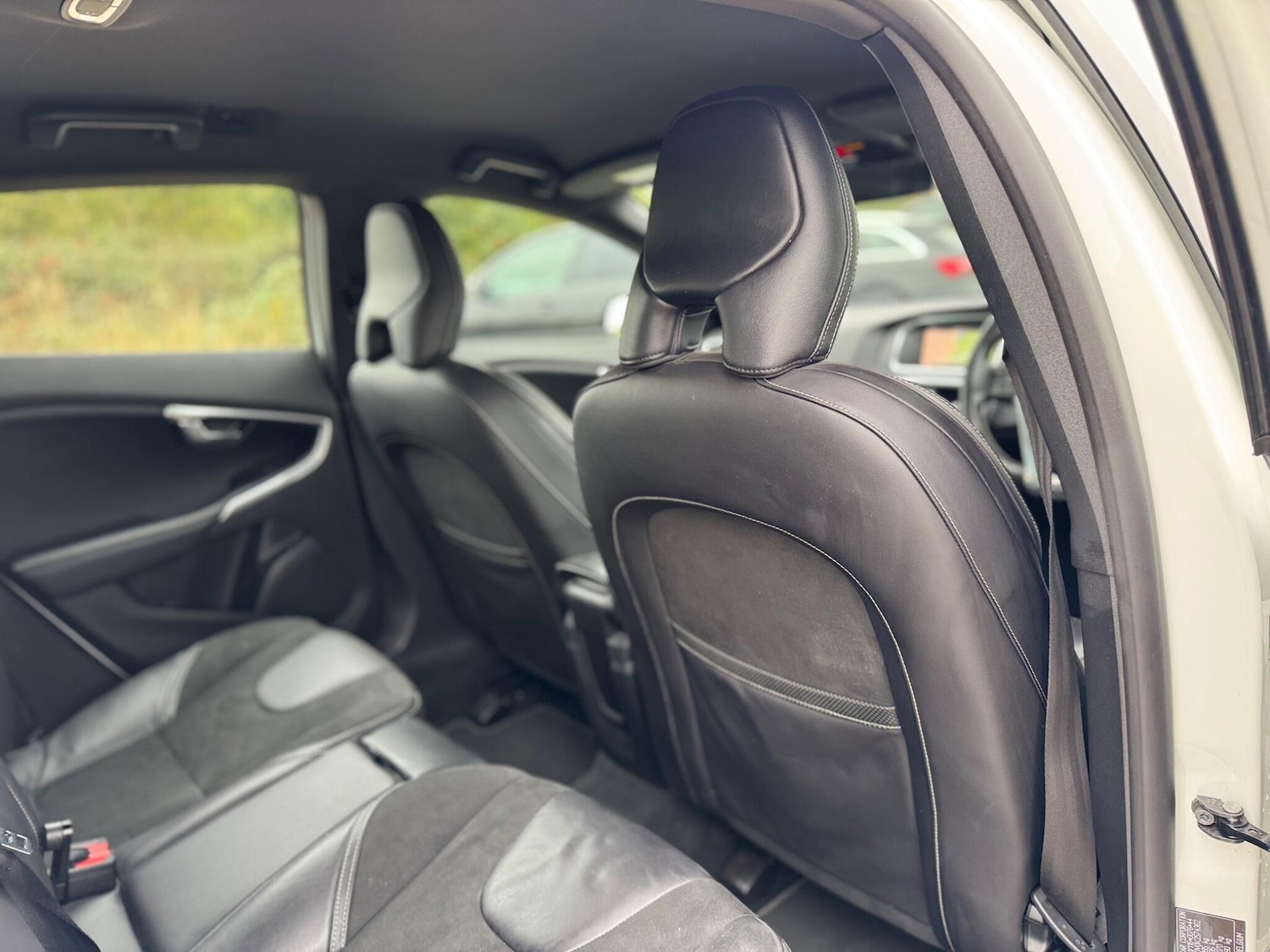 Used Volvo V40 2019 for sale - 76550595: Photo 43