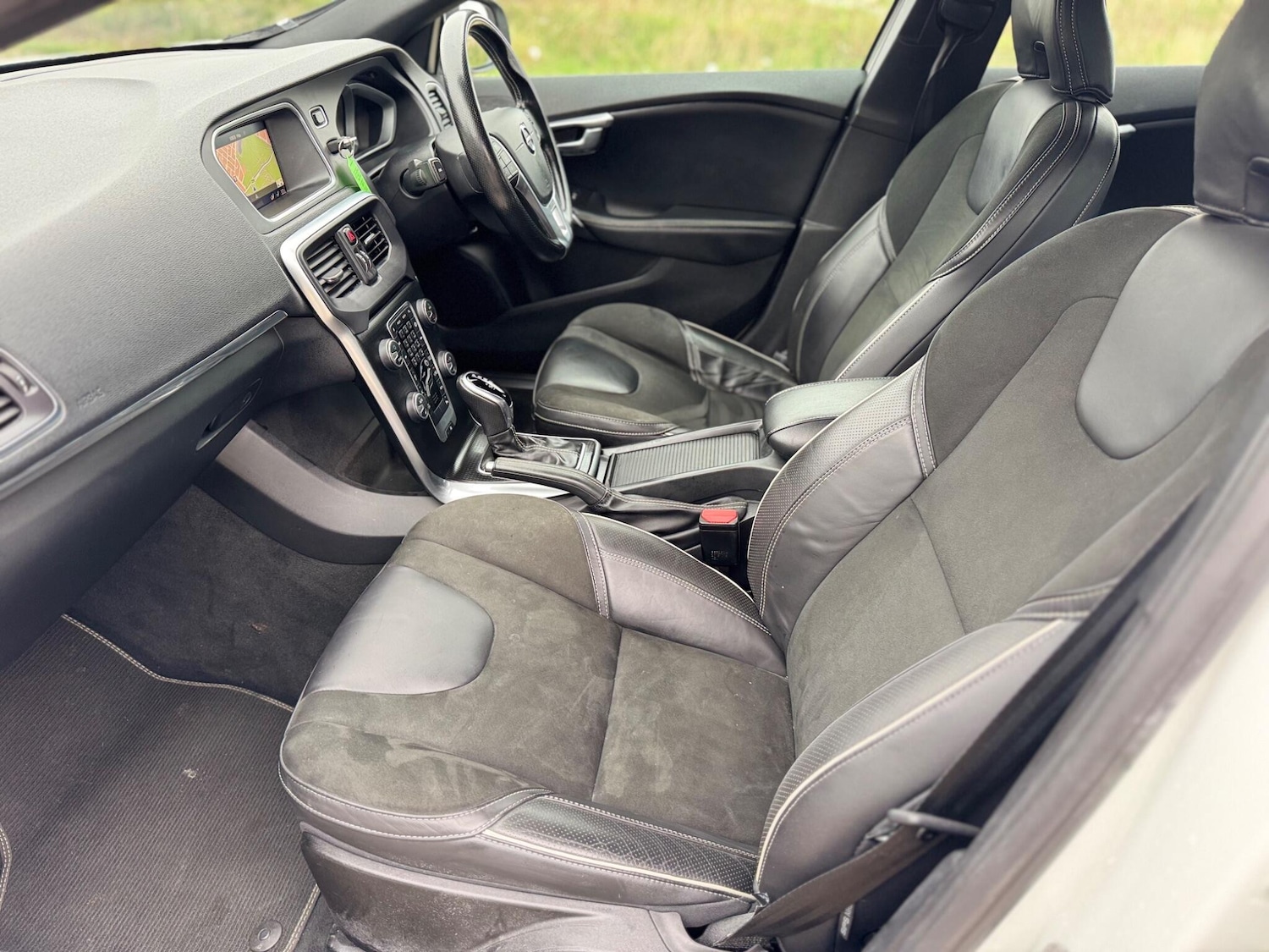 Used Volvo V40 2019 for sale - 76550595: Photo 49