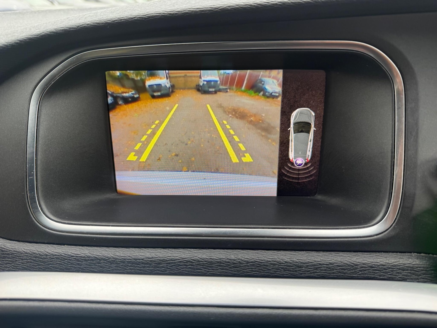 Used Volvo V40 2019 for sale - 76550595: Photo 50