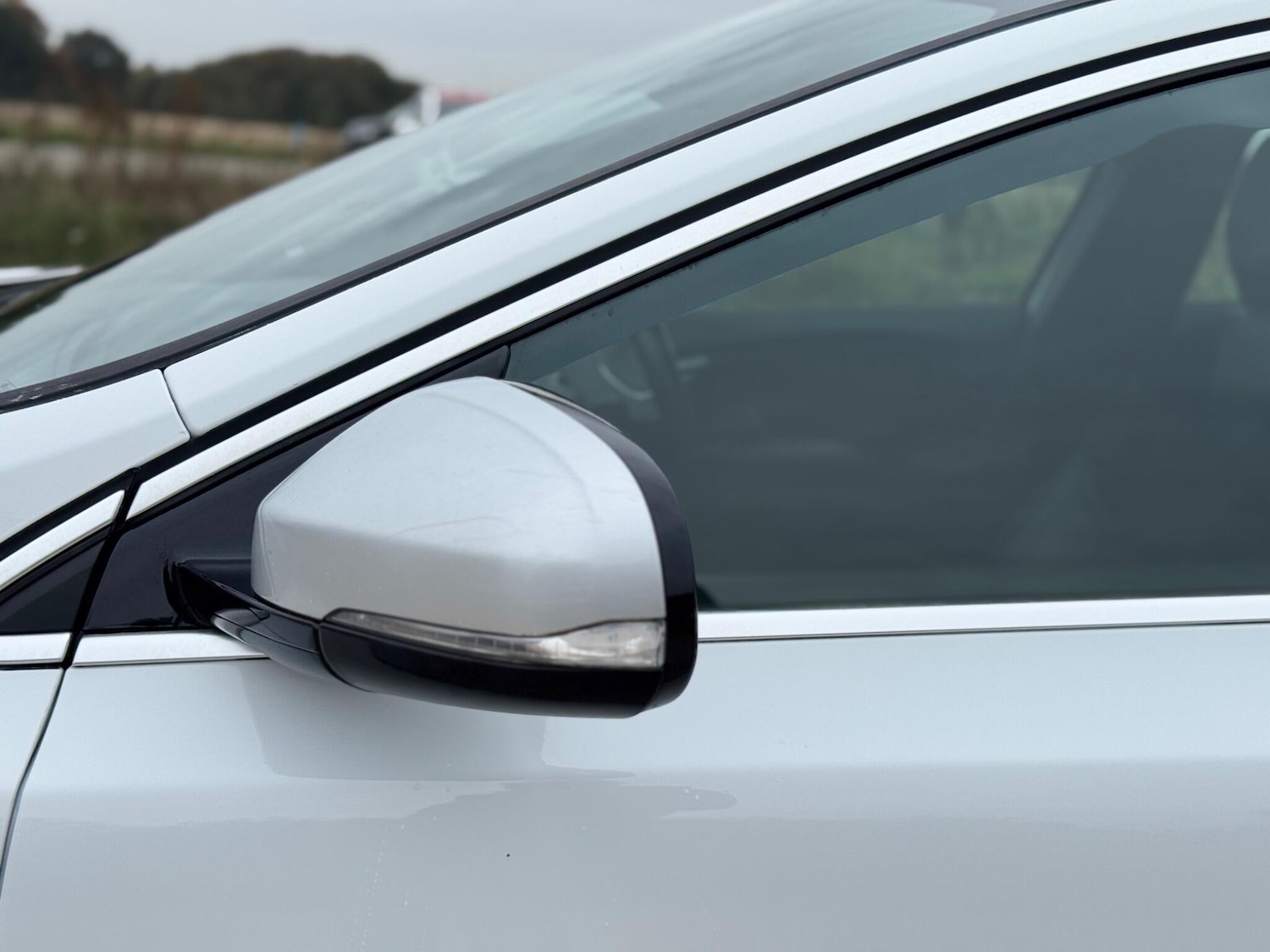 Used Volvo V40 2019 for sale - 76550595: Photo 8