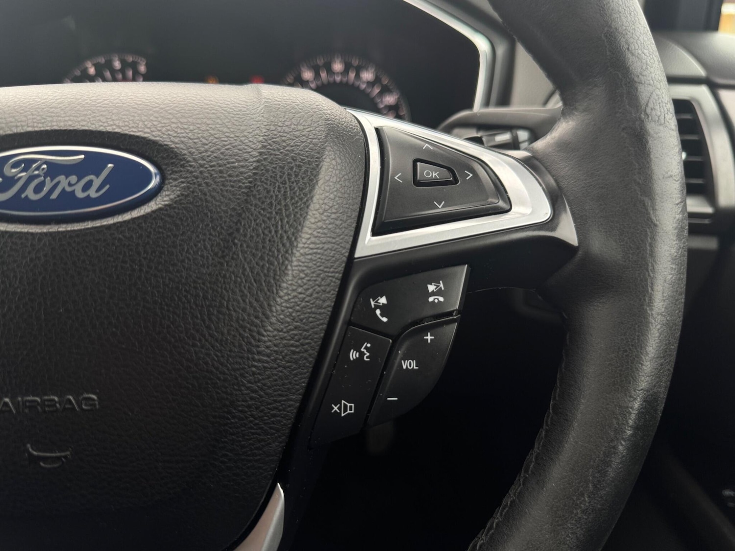 Used Ford Mondeo 2015 for sale - 76824005: Photo 25