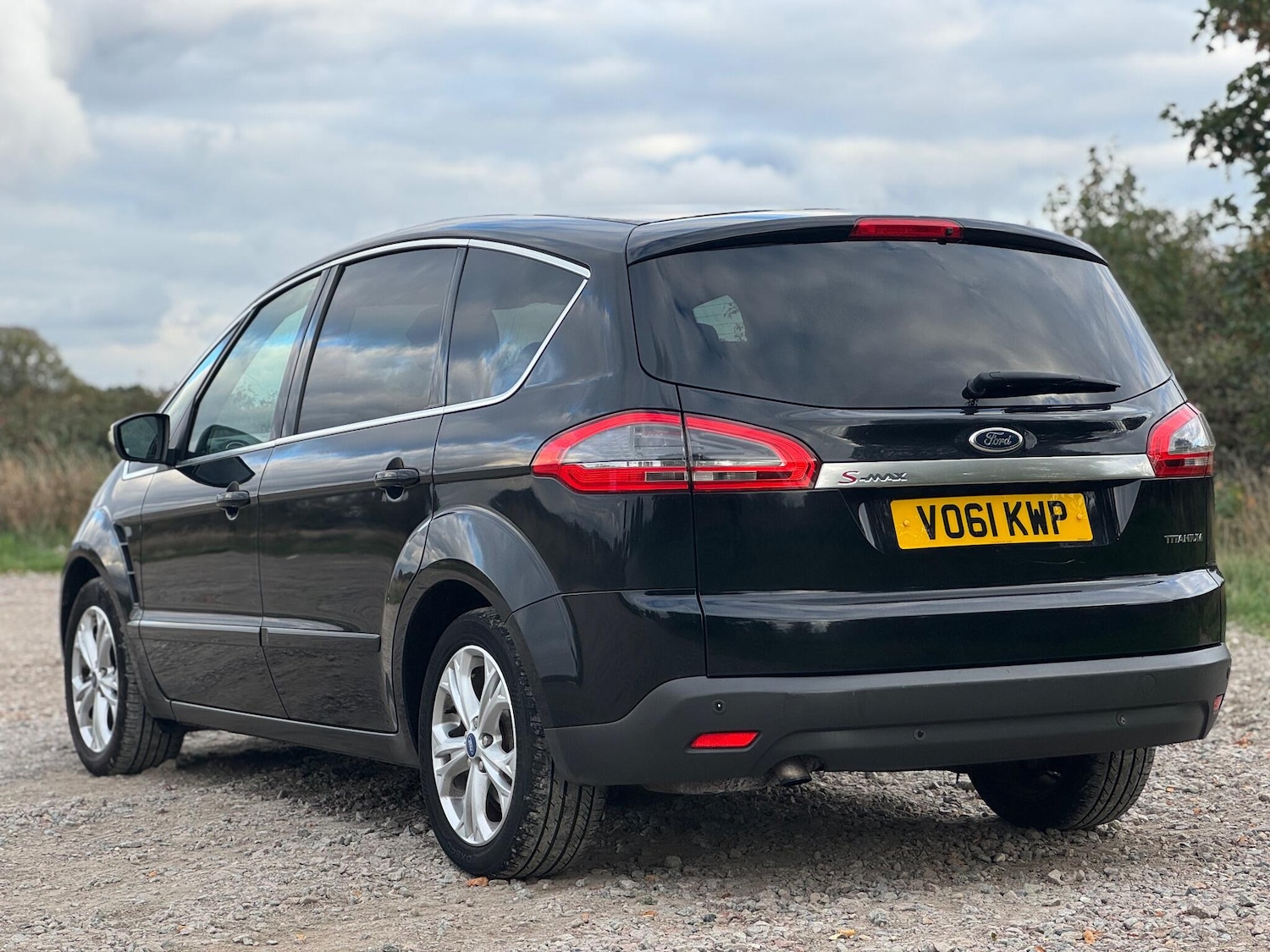 Used Ford S-Max 2011 for sale - 76549332: Photo 10