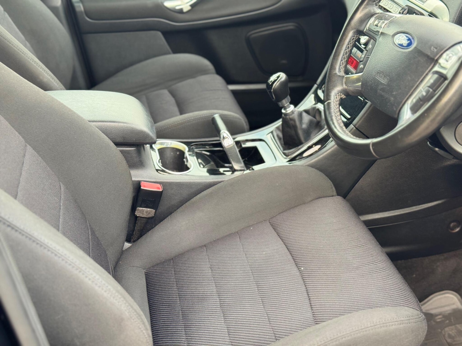 Used Ford S-Max 2011 for sale - 76549332: Photo 22