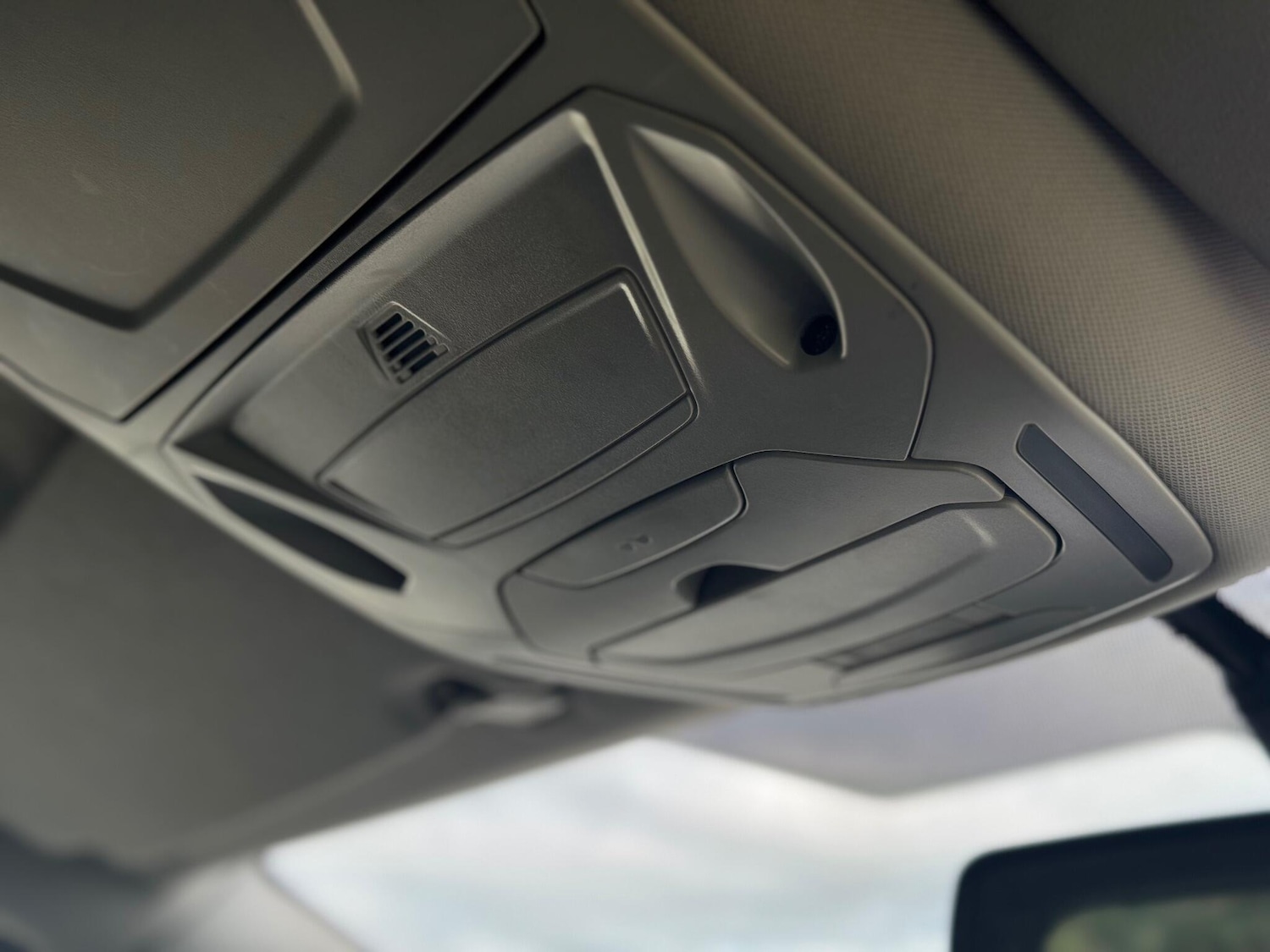 Used Ford S-Max 2011 for sale - 76549332: Photo 34