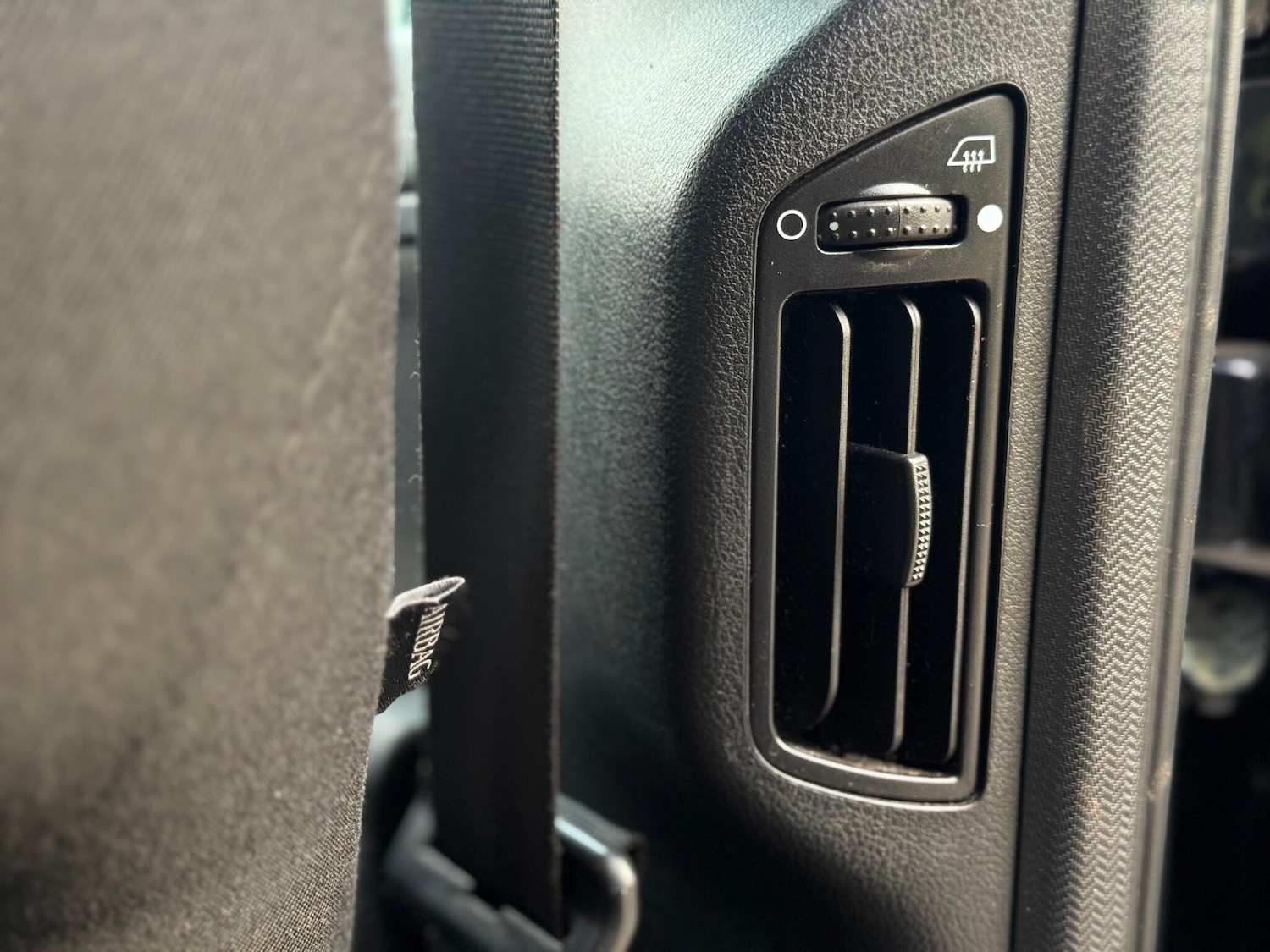 Used Ford S-Max 2011 for sale - 76549332: Photo 41