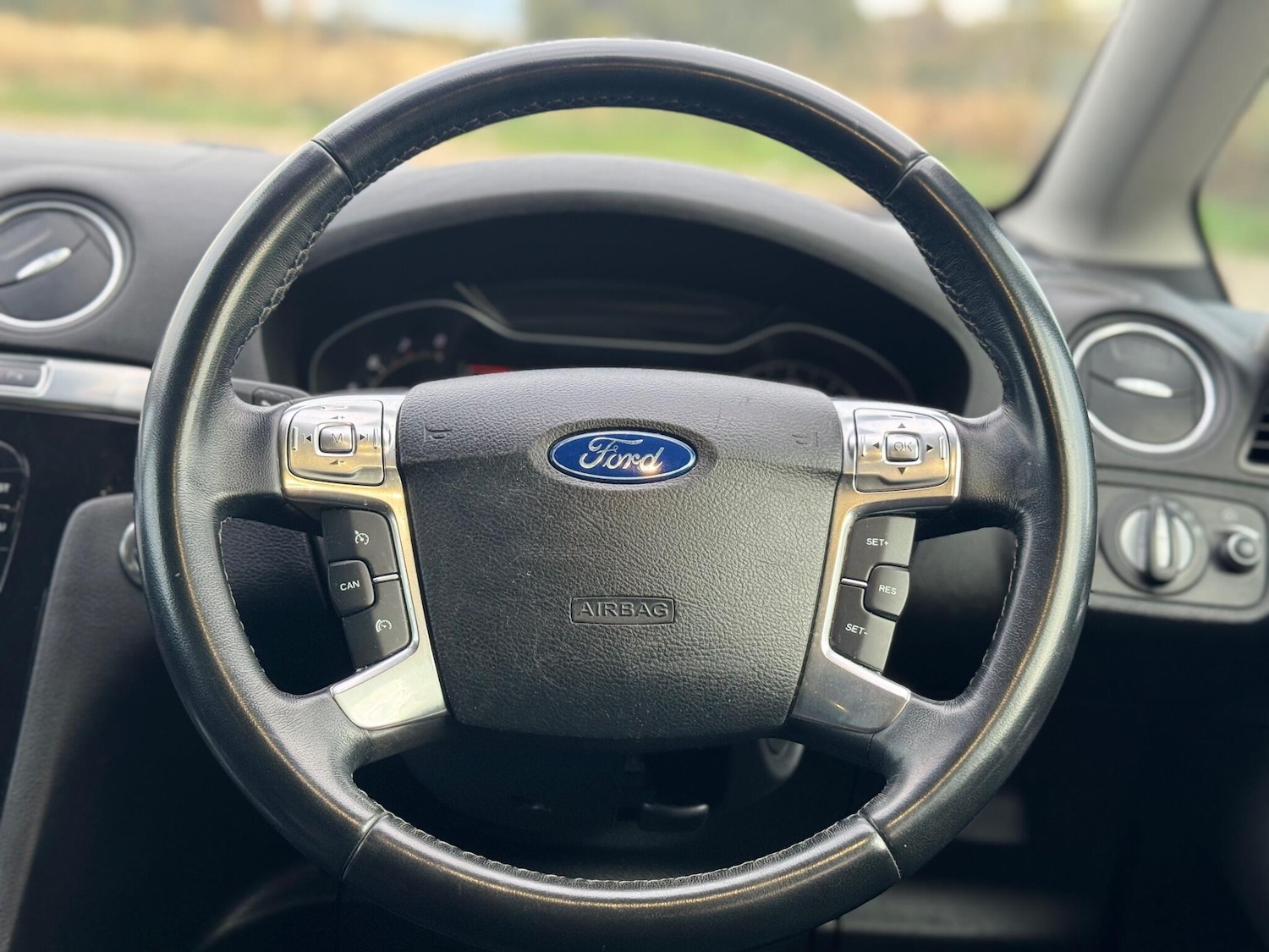 Used Ford S-Max 2011 for sale - 76549332: Photo 42