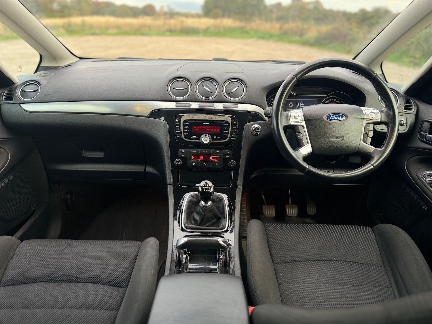 Used Ford S-Max 2011 for sale - 76549332: Photo 43