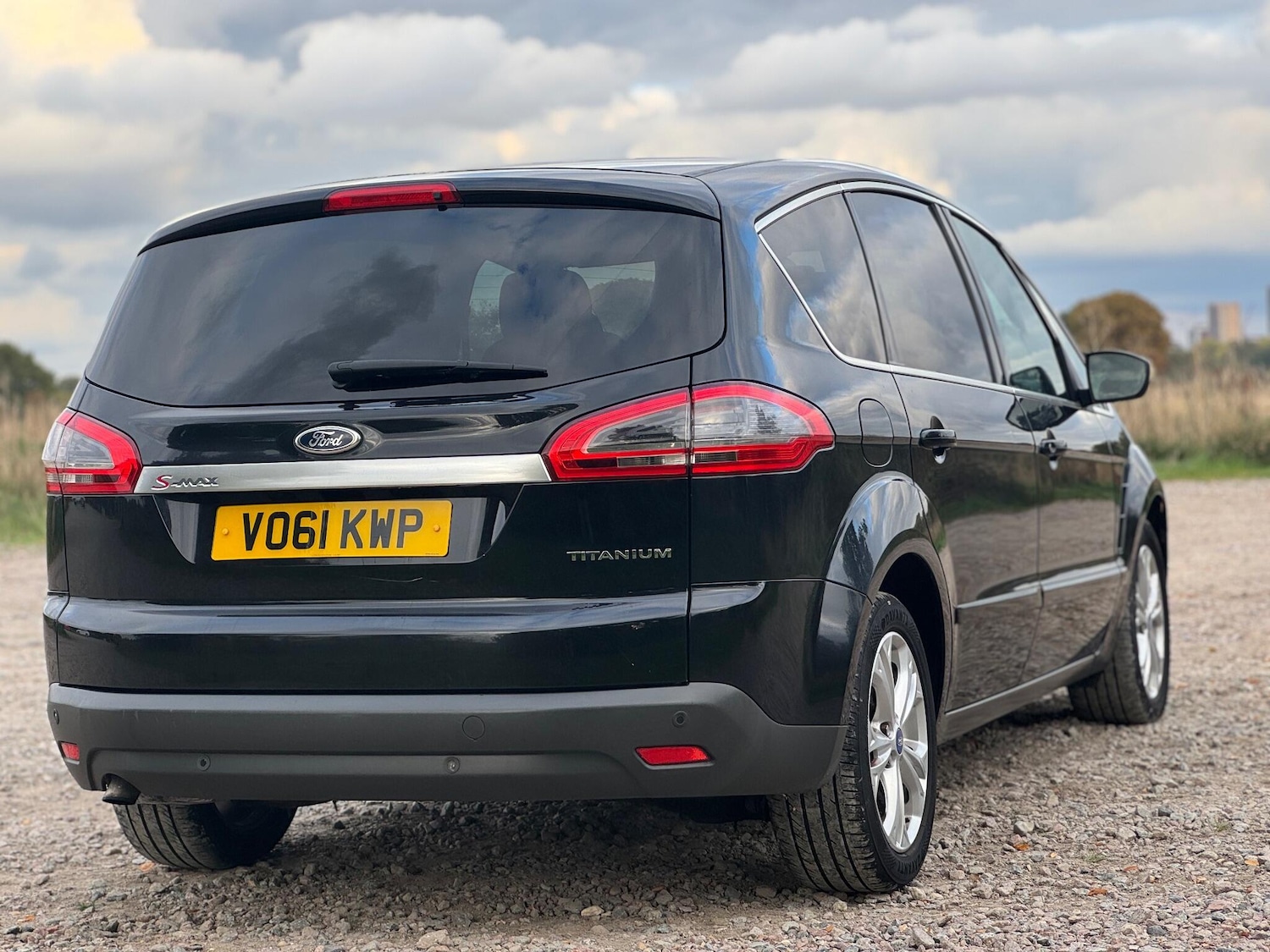 Used Ford S-Max 2011 for sale - 76549332: Photo 8