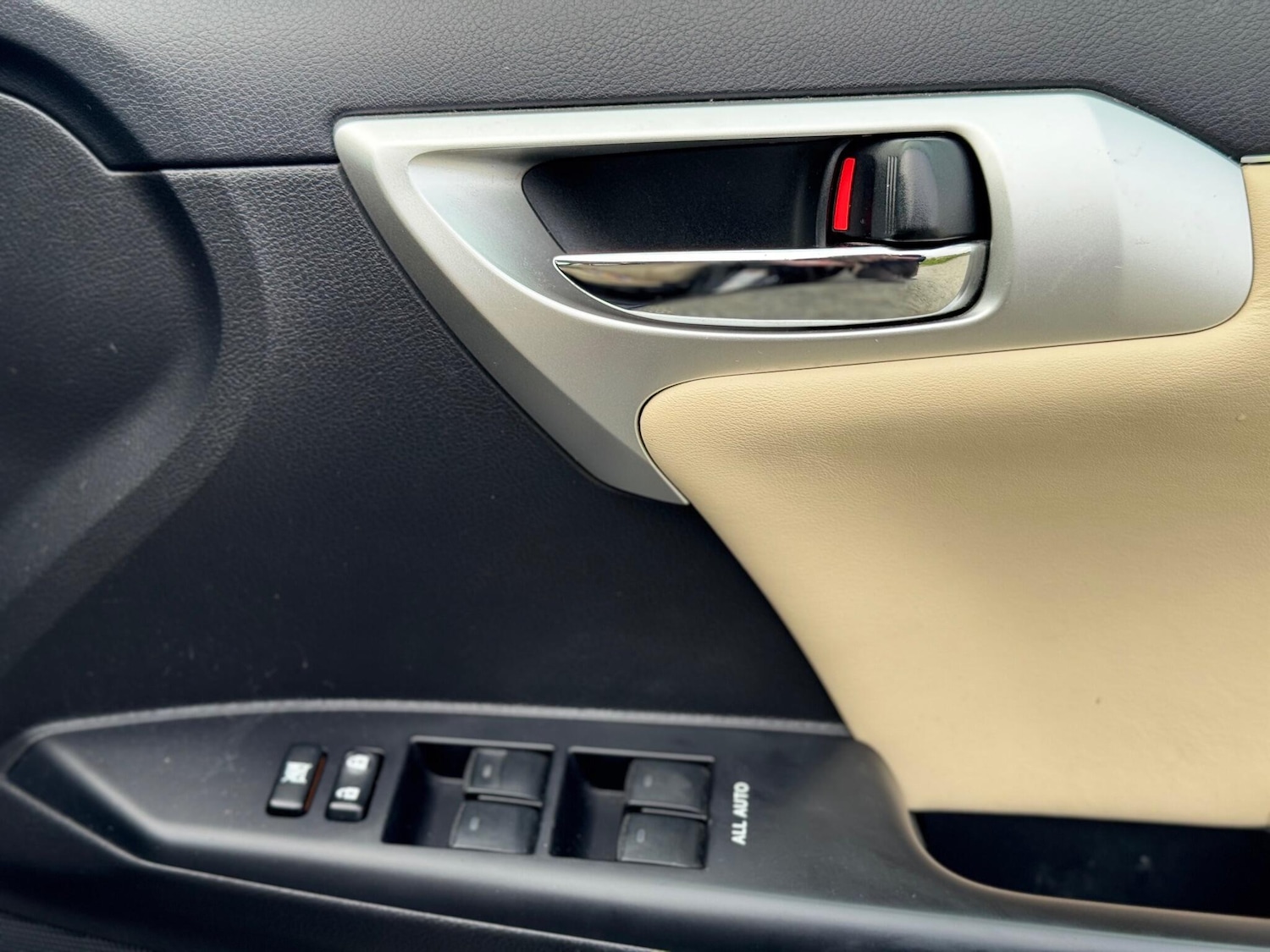 Used Lexus CT for sale - 76550523: Photo 16