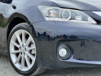 Used Lexus CT 2013 for sale - 76550523: Photo