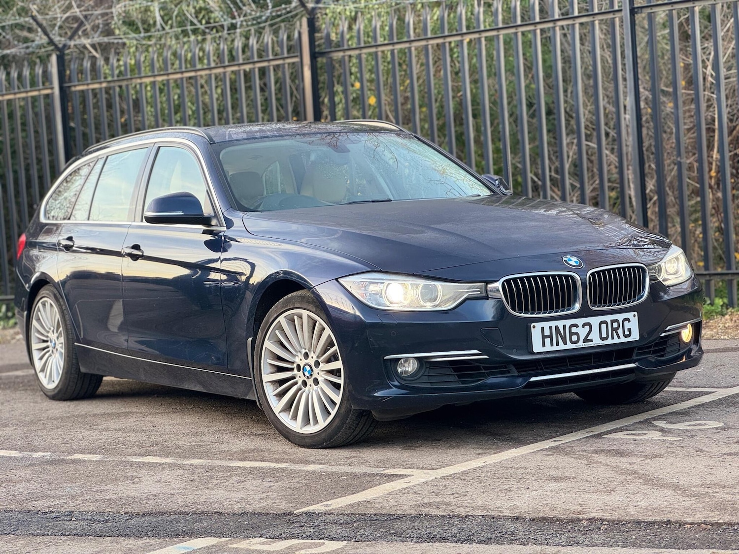 Used BMW 3 Series 2012 for sale - 76935838: Photo 1
