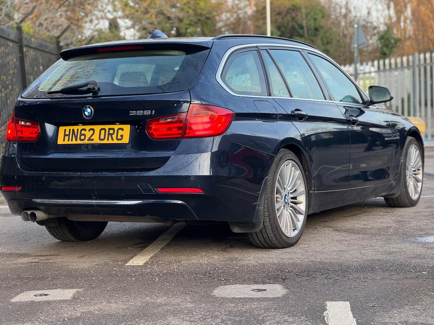 Used BMW 3 Series 2012 for sale - 76935838: Photo 21