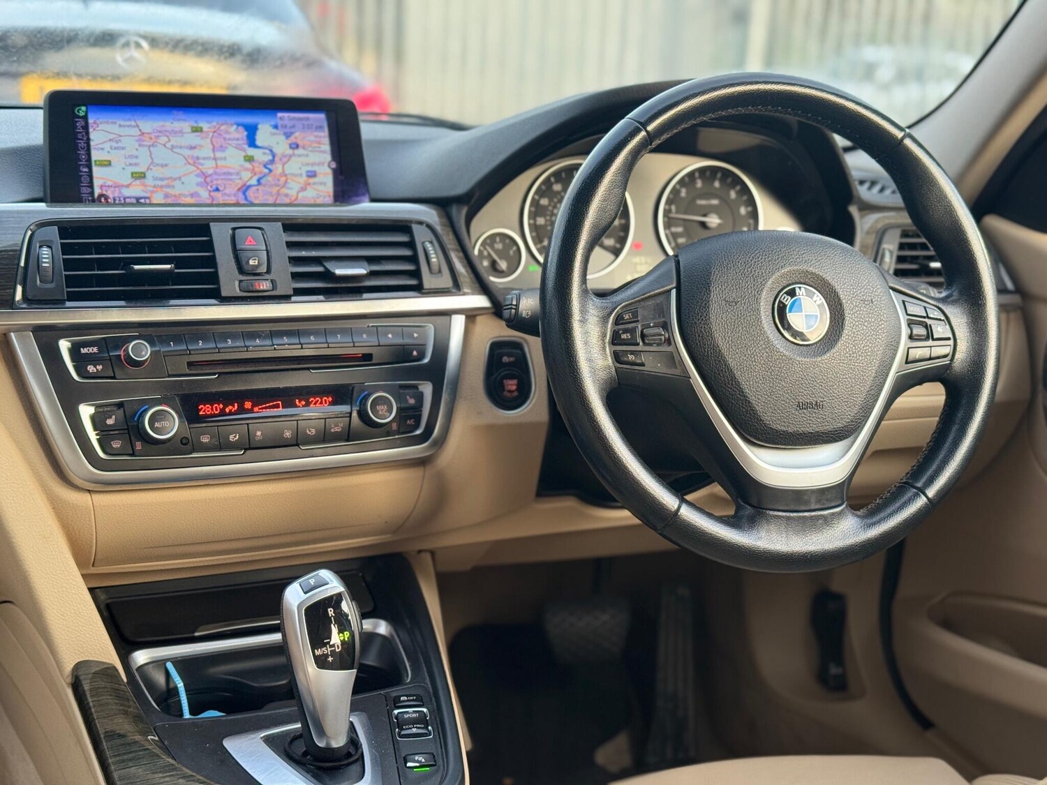 Used BMW 3 Series 2012 for sale - 76935838: Photo 48