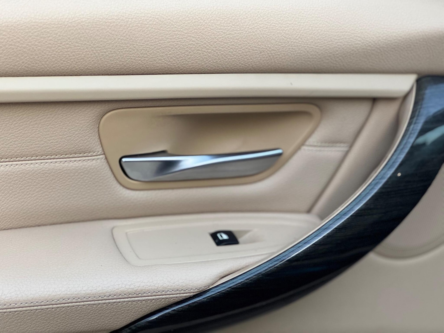 Used BMW 3 Series 2012 for sale - 76935838: Photo 56