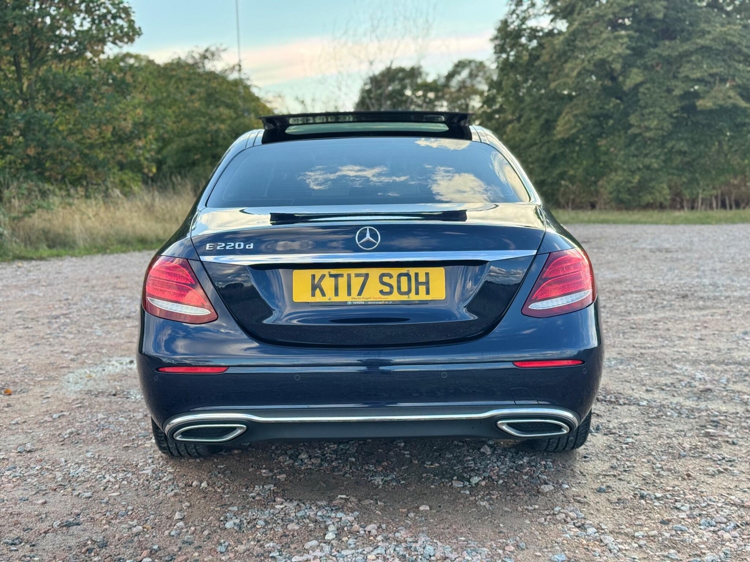 Used Mercedes-Benz E Class 2017 for sale - 76549359: Photo 14