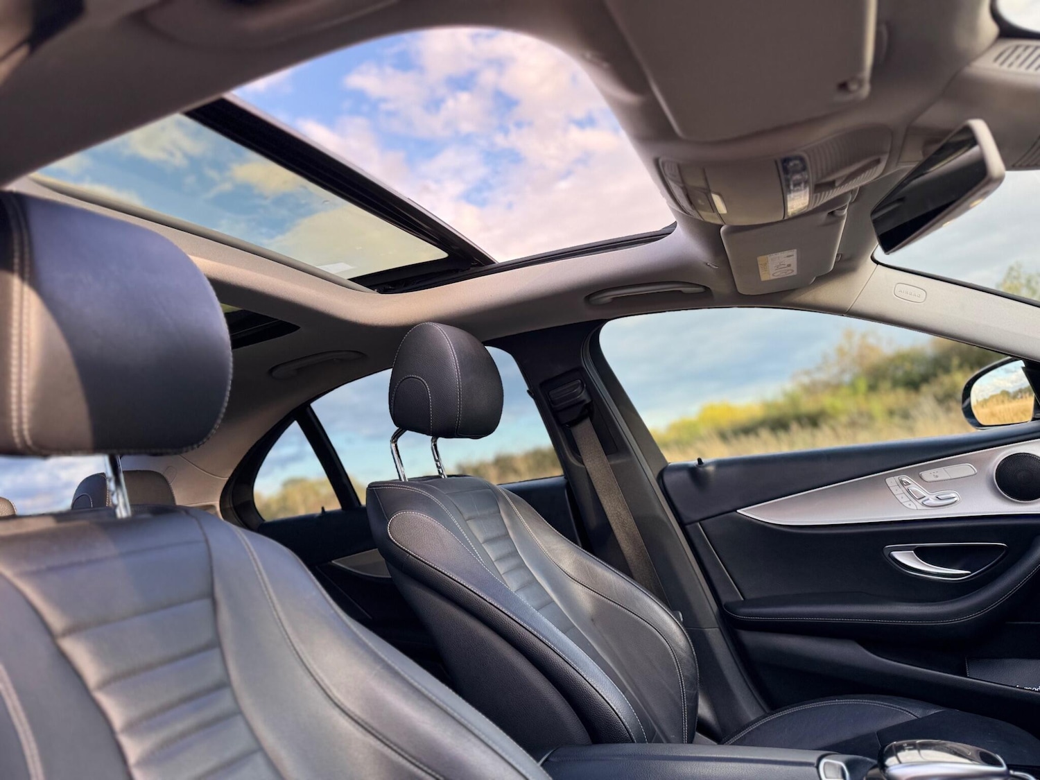 Used Mercedes-Benz E Class 2017 for sale - 76549359: Photo 25